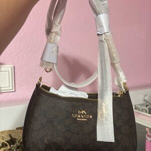 Coach Teri Signature Canvas New W/tags